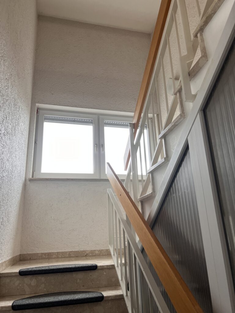 Treppe zum 2.OG