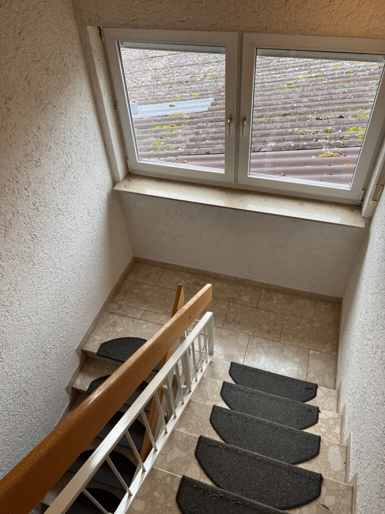 Treppe zum 2.OG (3)
